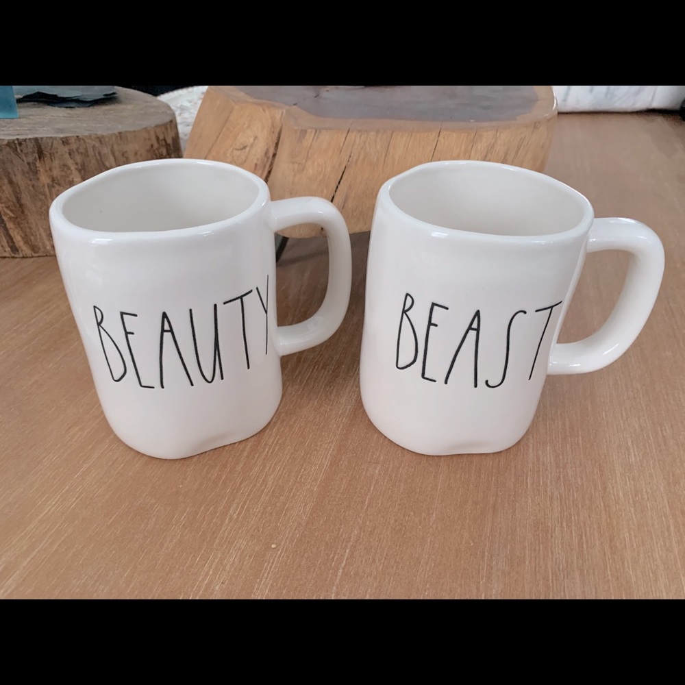 Rae Dunn Mug Set